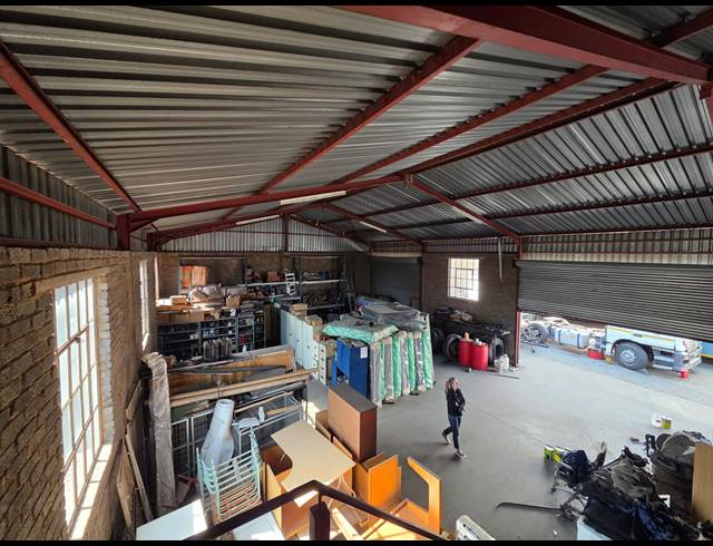 316M² WAREHOUSE TO LET IN ALRODE